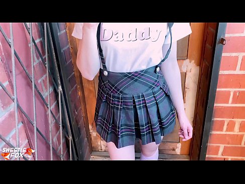 ❤️ 여학생은 그녀의 거시기를 깊이 빨고 수업 대신 성교합니다. 포르노 vk 우리 ko.pornma-com.ru ❌